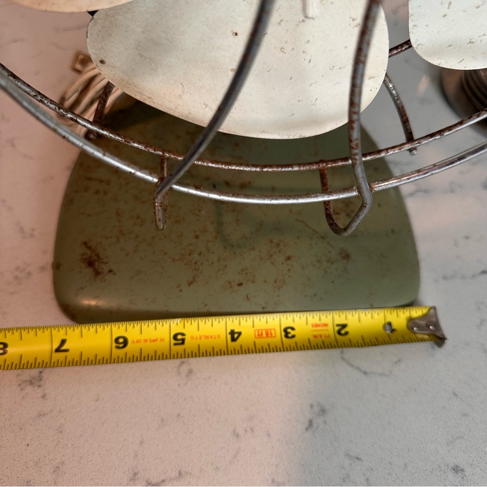 Superior Electric Products Corp. Vintage Desk fan green base tested - Picture 10 of 11